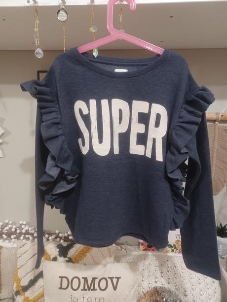 Mikina s nápisem super, next,152