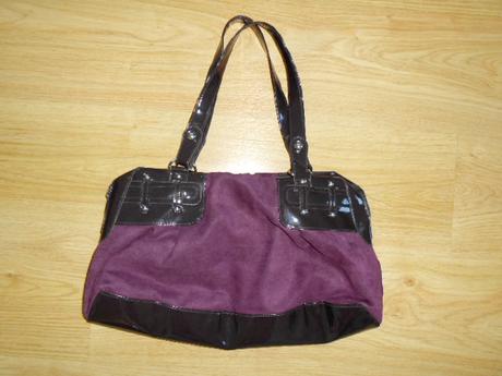 Tašky-kabelky                         4 kusy, 