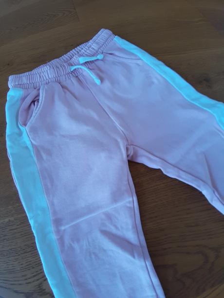 Tepláky, reserved,104