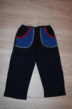 Tepláky, 98