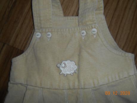 Manšestrové kalhoty, 86