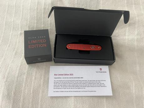 Victorinox pioneer x alox limited edition 2025, 
