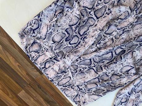 Hadí vzor top, vel s i více, feme stage, s