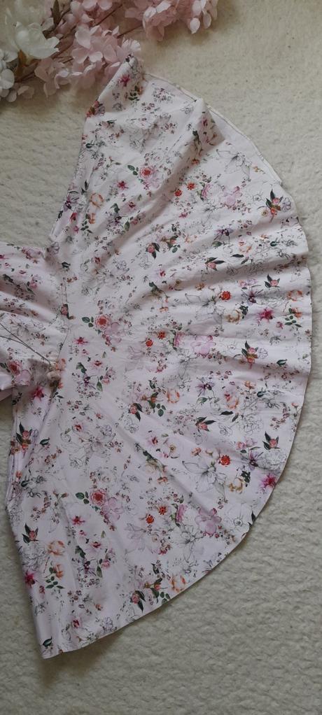 Closet květinové šaty s kapsami, 40