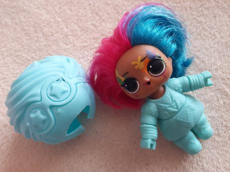 Lol velká ségra duhová panenka s malou panenkou,