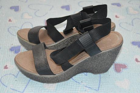 39 letní sandály na klínku, clara barson,39