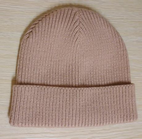 Žebrovaná dívčí/dámská zimní čepice -velikost uni, h&m