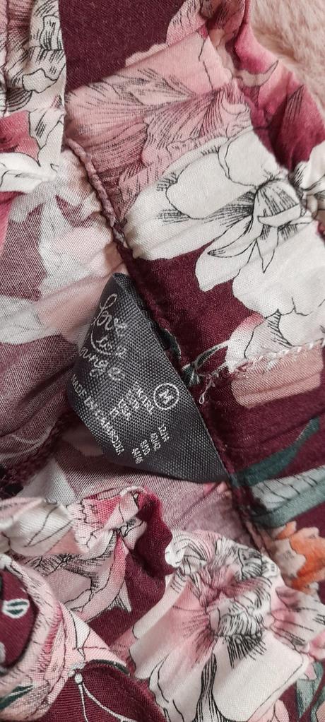 Love to lounge květované ležérní kalhoty, primark,40