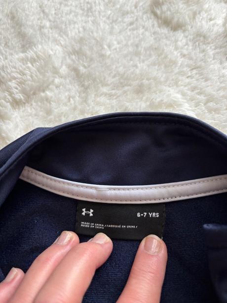 K8/ mikina funkční modrá - v.6/7 let, under armour,122