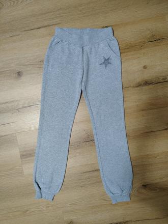 Dívčí teplé tepláky c&a 152 hvězdička, c&a,152