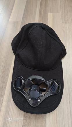 Kšiltovka s větráčkem, 