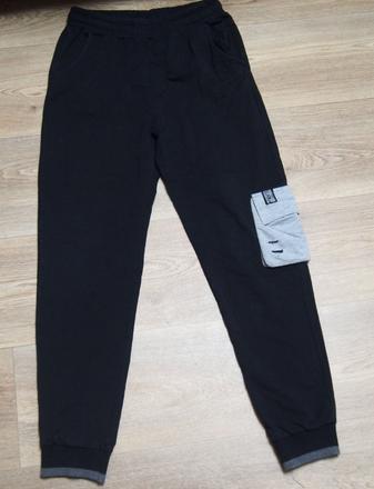 Chlapecké tepláky mackays vel.146/152, 146