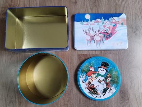 Vánoční plechové dózy na cukroví,