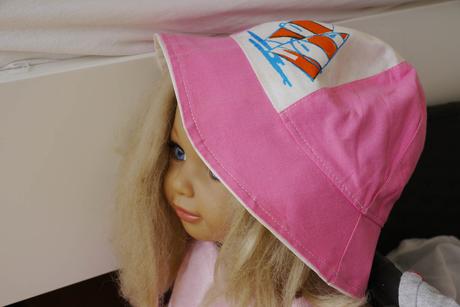 Kloboucek s lodickou, 110