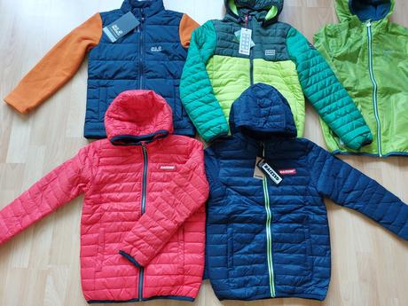 Podzimní přechodová přechodná bunda, 134/140, jack wolfskin,134