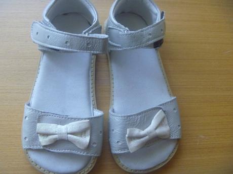 Stříbrné barefoot sandálky s mašličkou vel. 31, 31