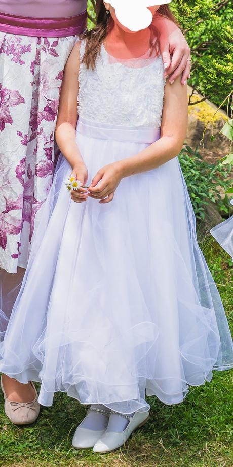 Šaty pro družicku, 134