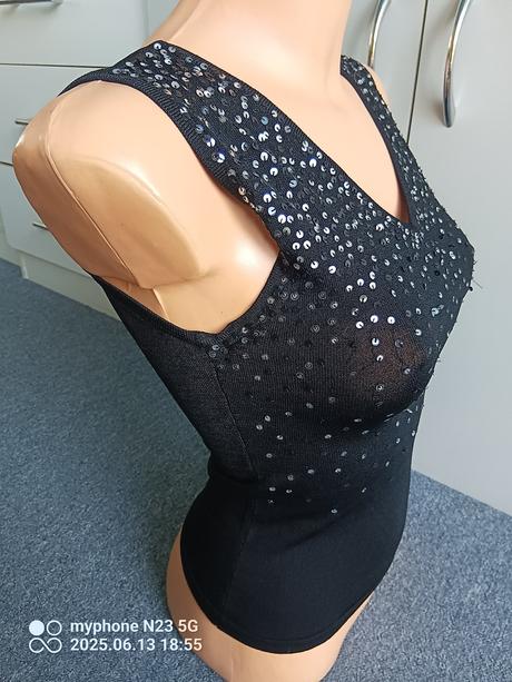 Tílko zn."christian berg" vel."38", 38