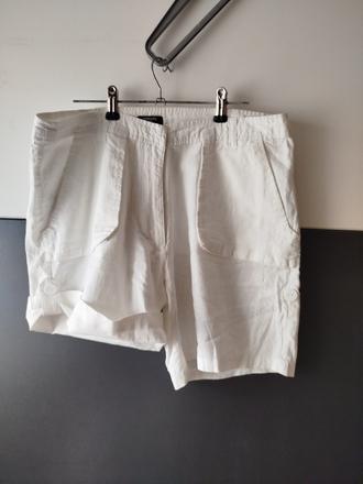 Kraťasy zn. la redoute vel.42, 42