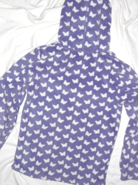 Krásná fialová flís mikina s motýlkama, tu,146
