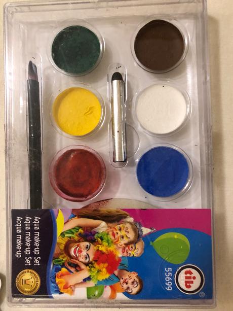 Motyl masky na obličej a malování na obličej,