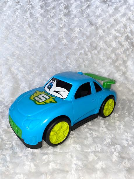 Plastové auto dockie toys, 