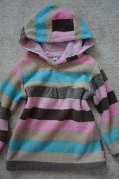 Pruhovaná mikina, 116