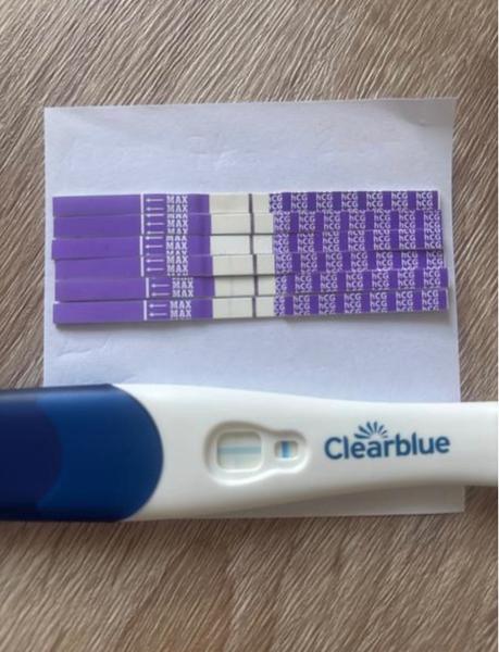 Pozitivní těhotenský test. Co znamená bolest v podbřišku?