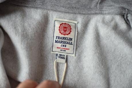 Mikina vel. 10 - 11 let, 146