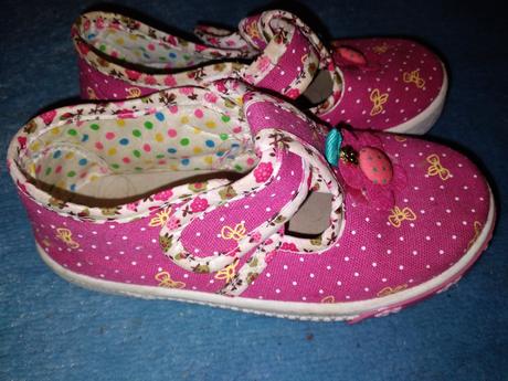 Dívčí papuče mašličky vel. 29, vnit.stélka 17.5 cm, 29