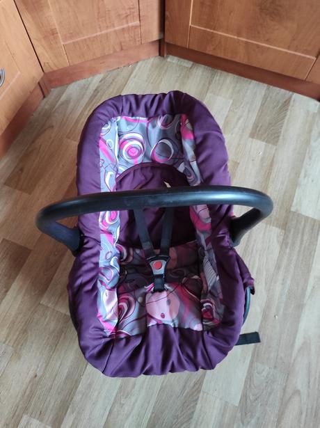 Autosedačka/vajíčko, 