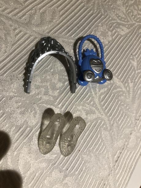 Popelka od mattel panenka + korunka, strevicky, 