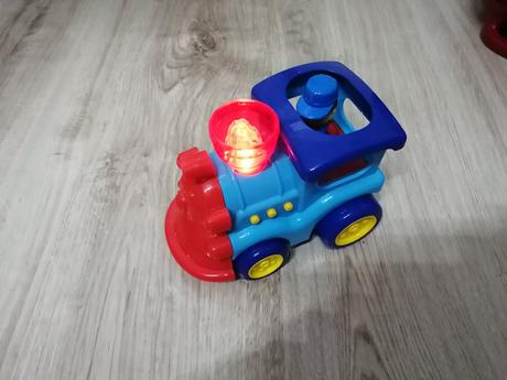 Mašinka vydává zvuky, 