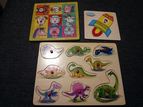 Dřevěné vkládačky, puzzle,