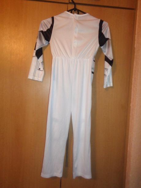 Karneval - overal star wars - 7-8 let,