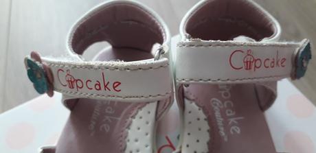1264 - sandálky, cupcake,19