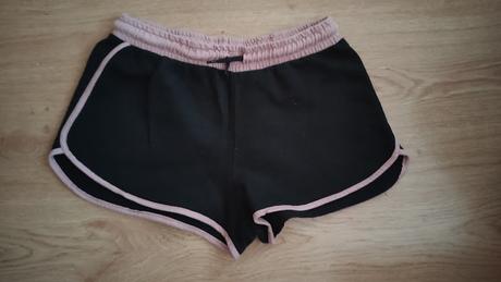 Trička a kraťasy, sinsay,146