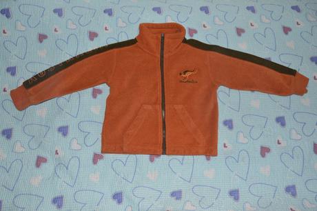 Teplá cihlově oranžová mikina, fleeska s klokánky, 104