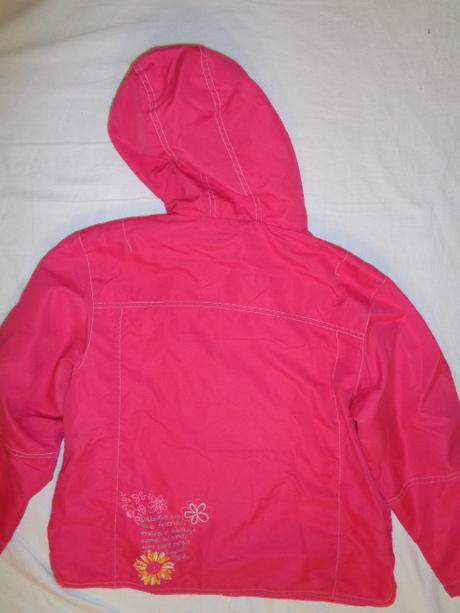 Krásná sytě růžová jarní/podzimní podšitá bunda, 134