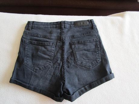Černé elast. riflové kraťasy, vel. 32 (xs), pas 64, amisu,xs