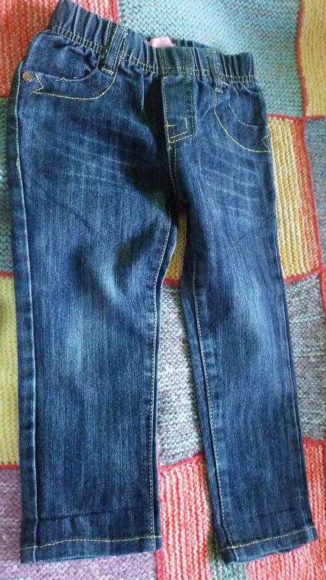 Dívčí džíny, 98