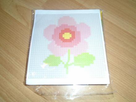 Dětské vyšívání kytička,