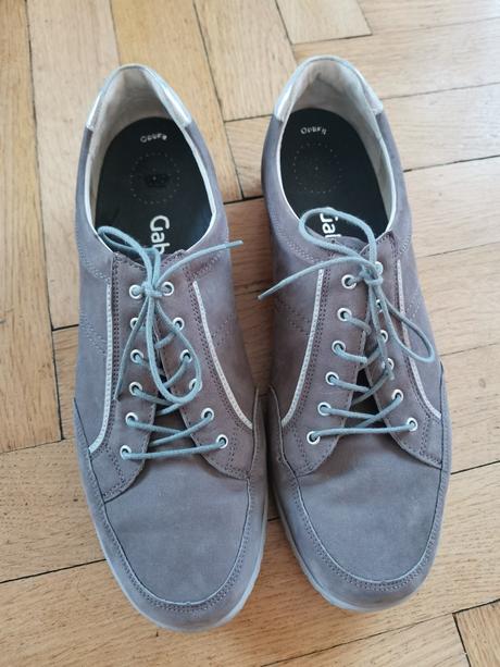 Boty tenisky vycházková obuv vel. 9,5, 43