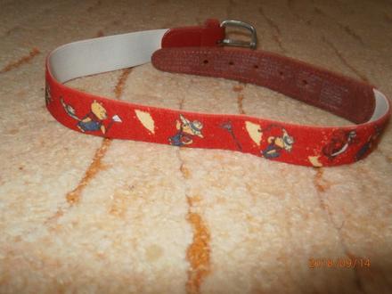 Pásek,opasek s medvídkem pú,