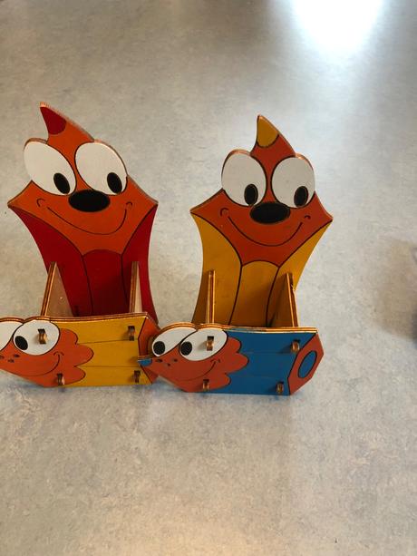 Stojánky na pastelky, 