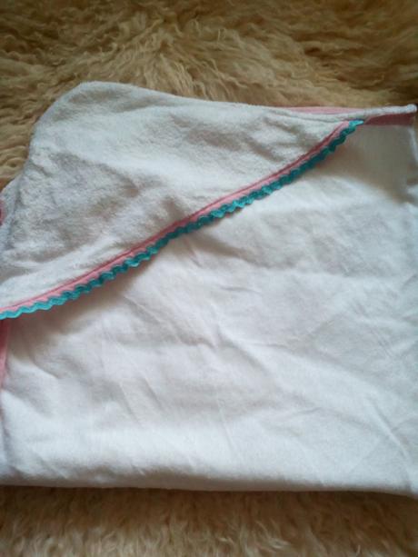 Froté osuška zn.mothercare,vel.0-6 měsíců, 