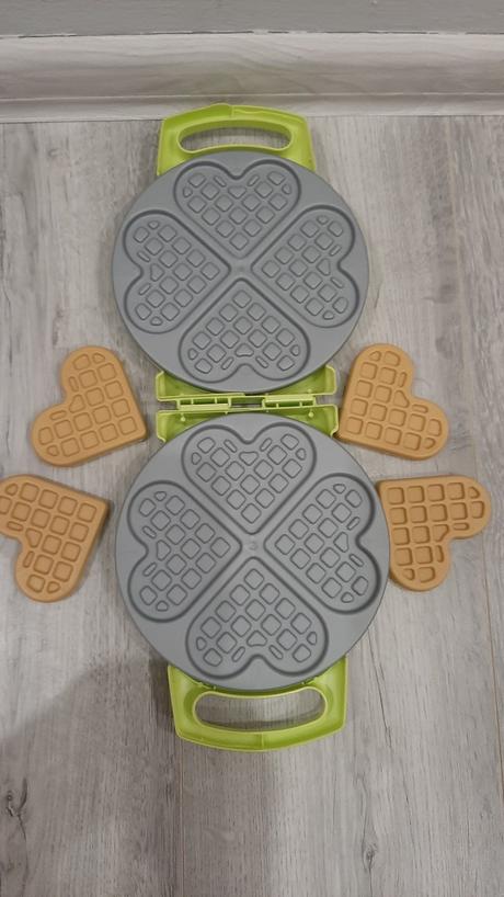 Hračka vaflovač,