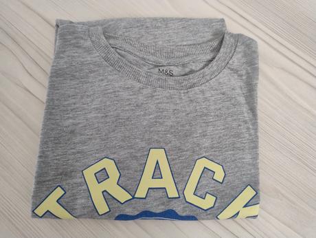 Šedé tričko s potiskem vel. 11-12 let marks, marks & spencer,146