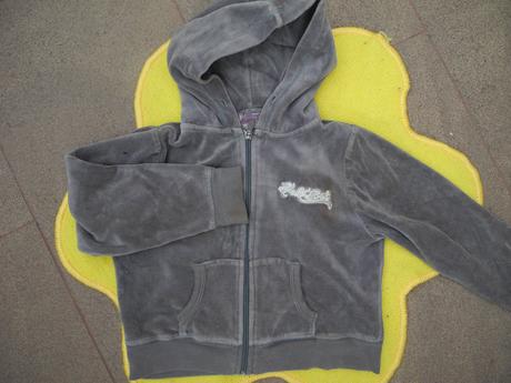 Sametová mikina, 116