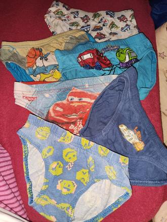 Klučičí slipy obrázky mix vel. 92 - 98, 92